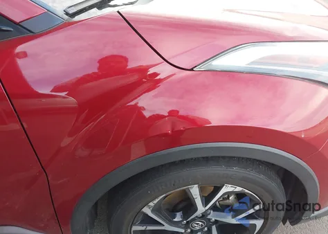 2018 Toyota C-Hr Xle Premium from USA, damaged, VIN NMTKHMBX2JR049927